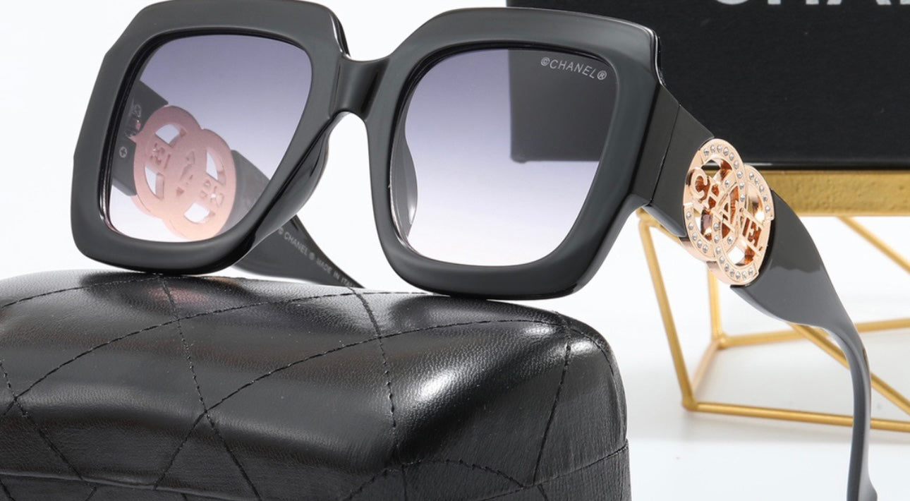 Gafas de sol modernas