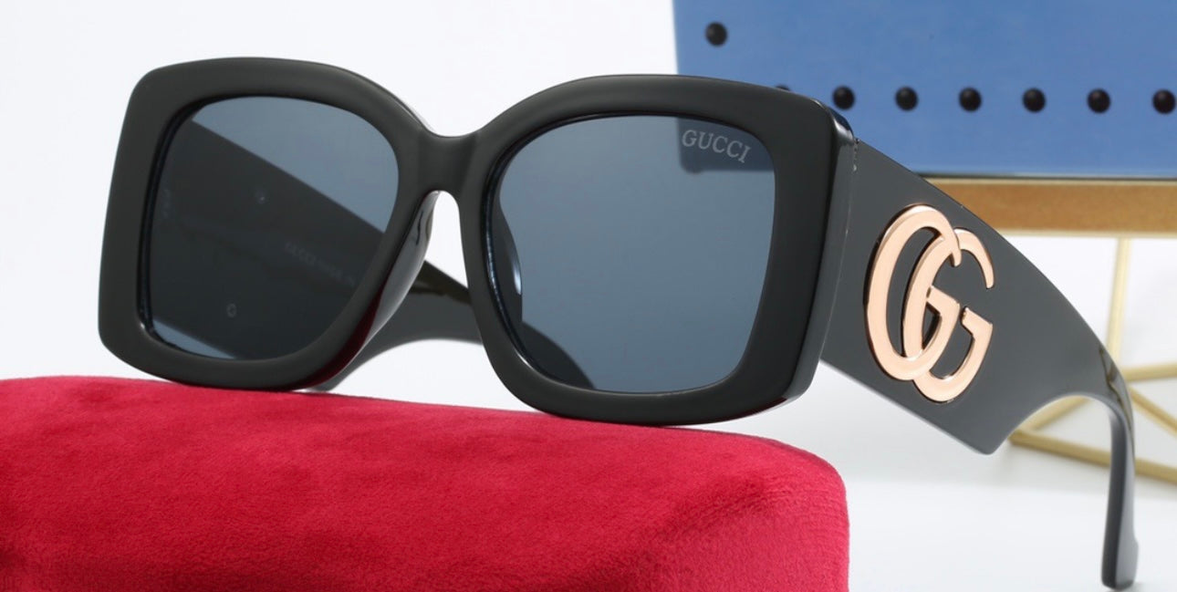 Gafas de sol negra geométricas