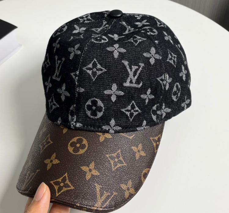 Gorras ajustables unisex.